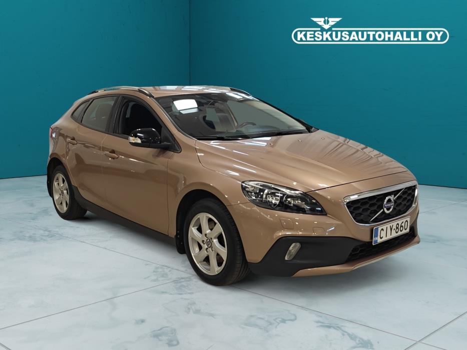 VOLVO V40 Cross Country 2013