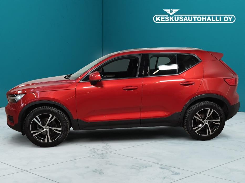 VOLVO XC40 2019