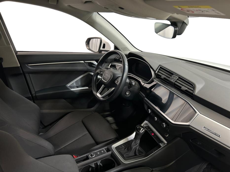 AUDI Q3 2019