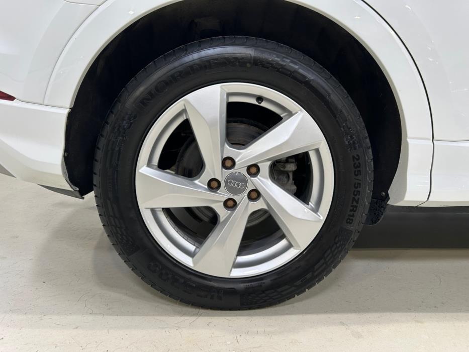 AUDI Q3 2019
