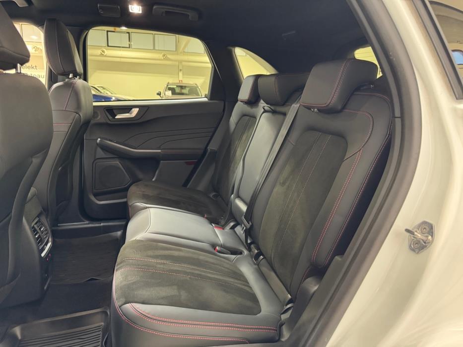FORD Kuga 2025