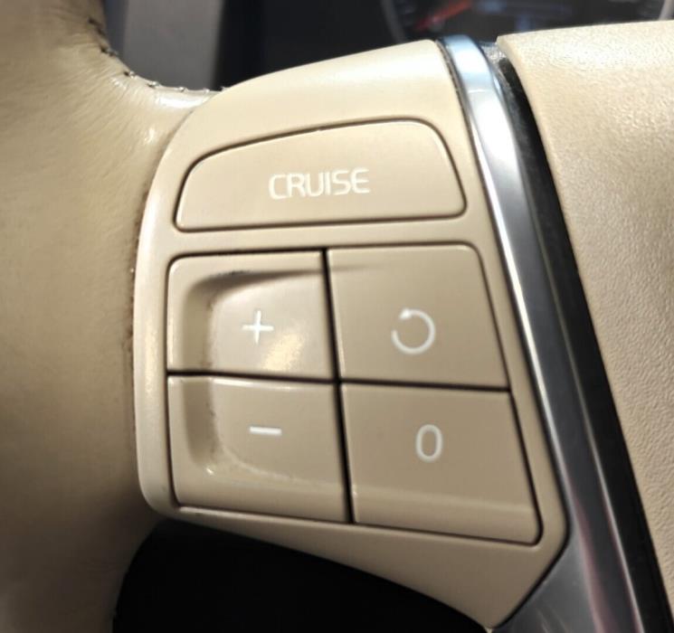 VOLVO XC60 2011