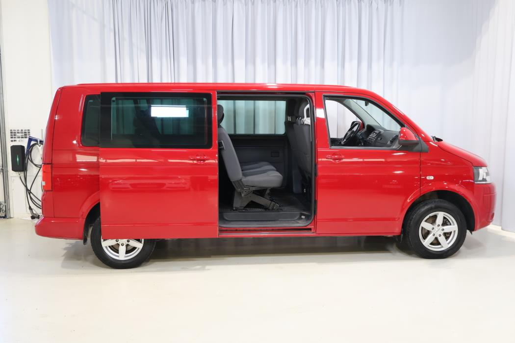 VOLKSWAGEN Caravelle 2014