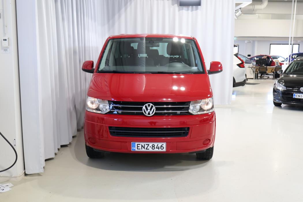 VOLKSWAGEN Caravelle 2014