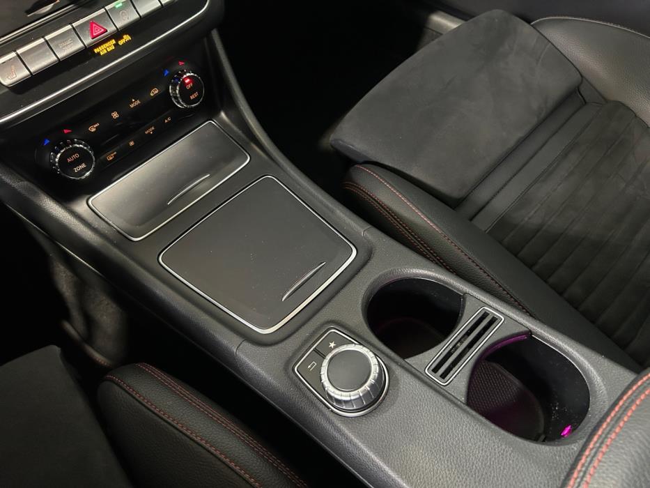 MERCEDES-BENZ CLA 2017