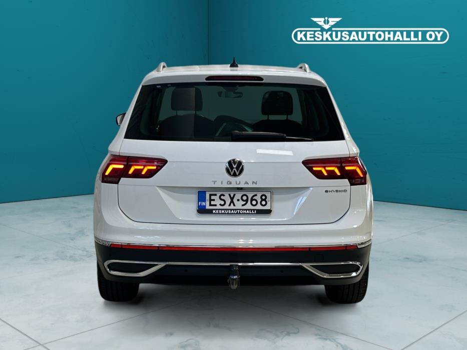 VOLKSWAGEN Tiguan 2021