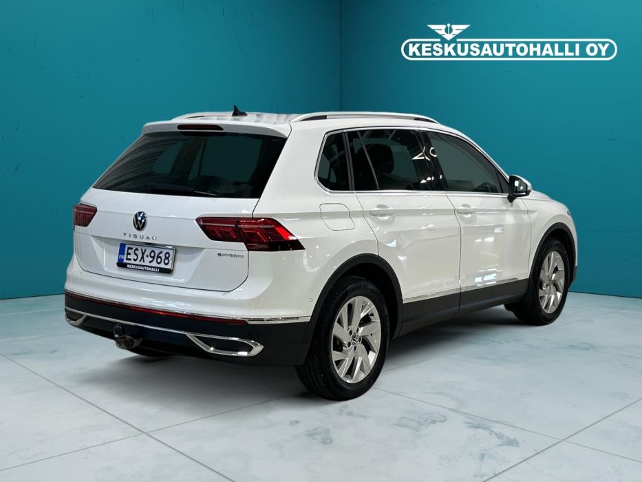 VOLKSWAGEN Tiguan 2021