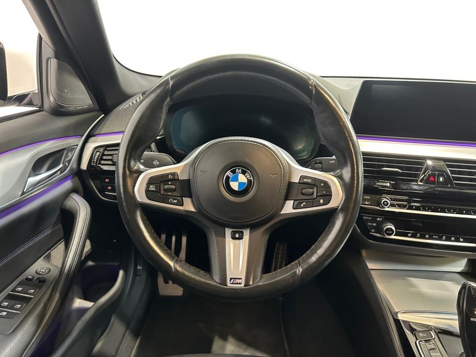 BMW 530 2019