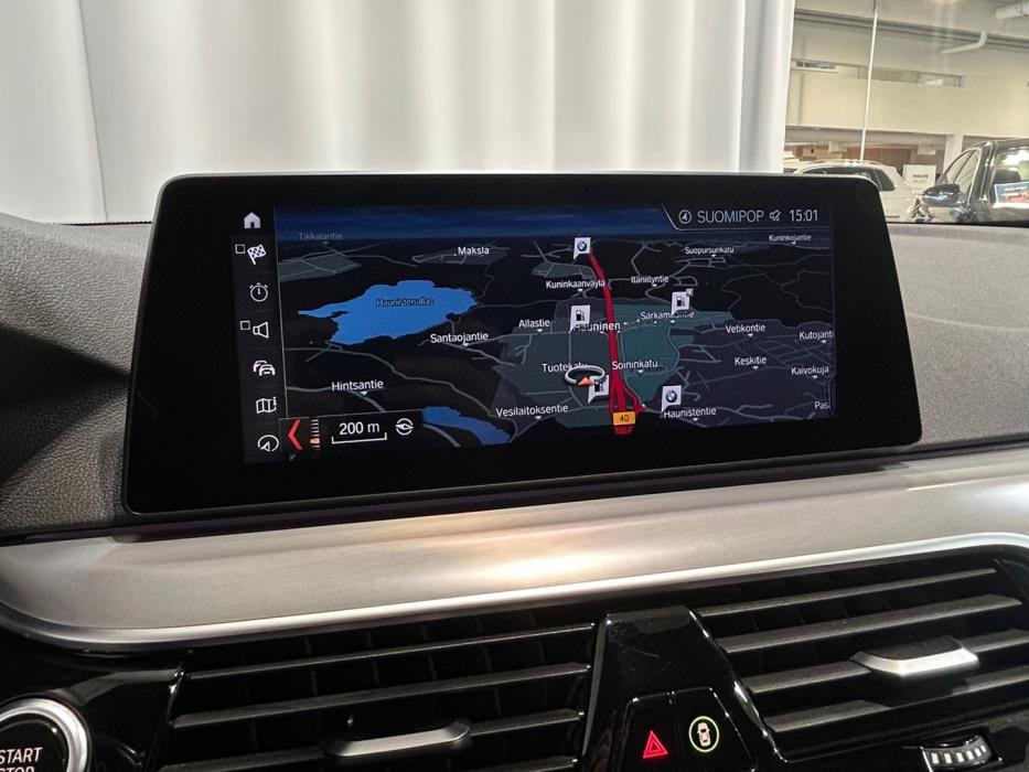 BMW 530 2019