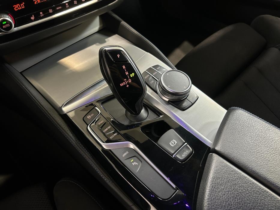 BMW 530 2019