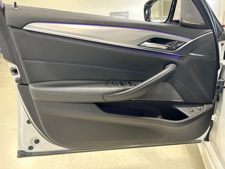 BMW 530 2019