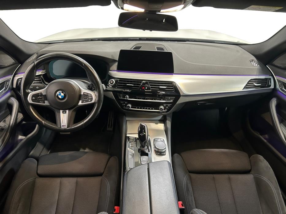 BMW 530 2019