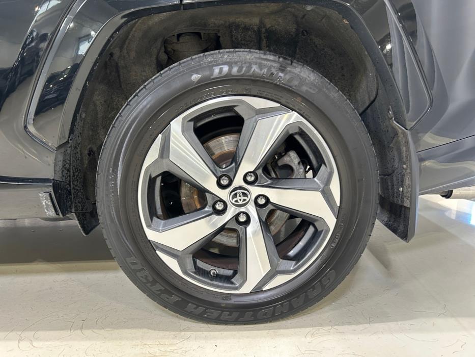 TOYOTA RAV4 2021