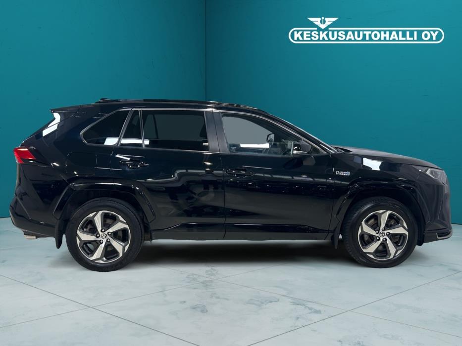 TOYOTA RAV4 2021