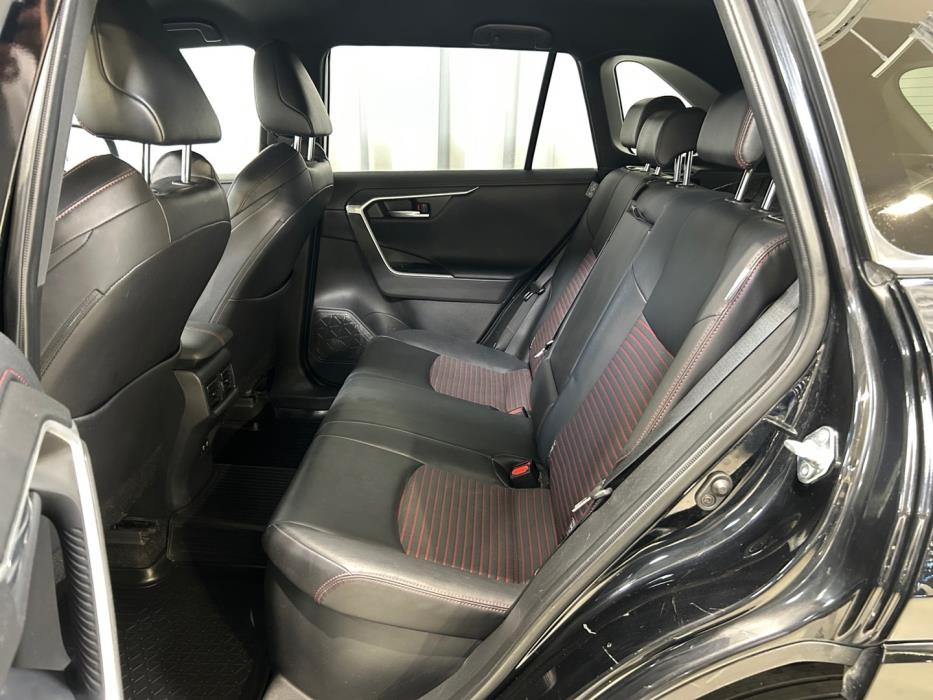 TOYOTA RAV4 2021