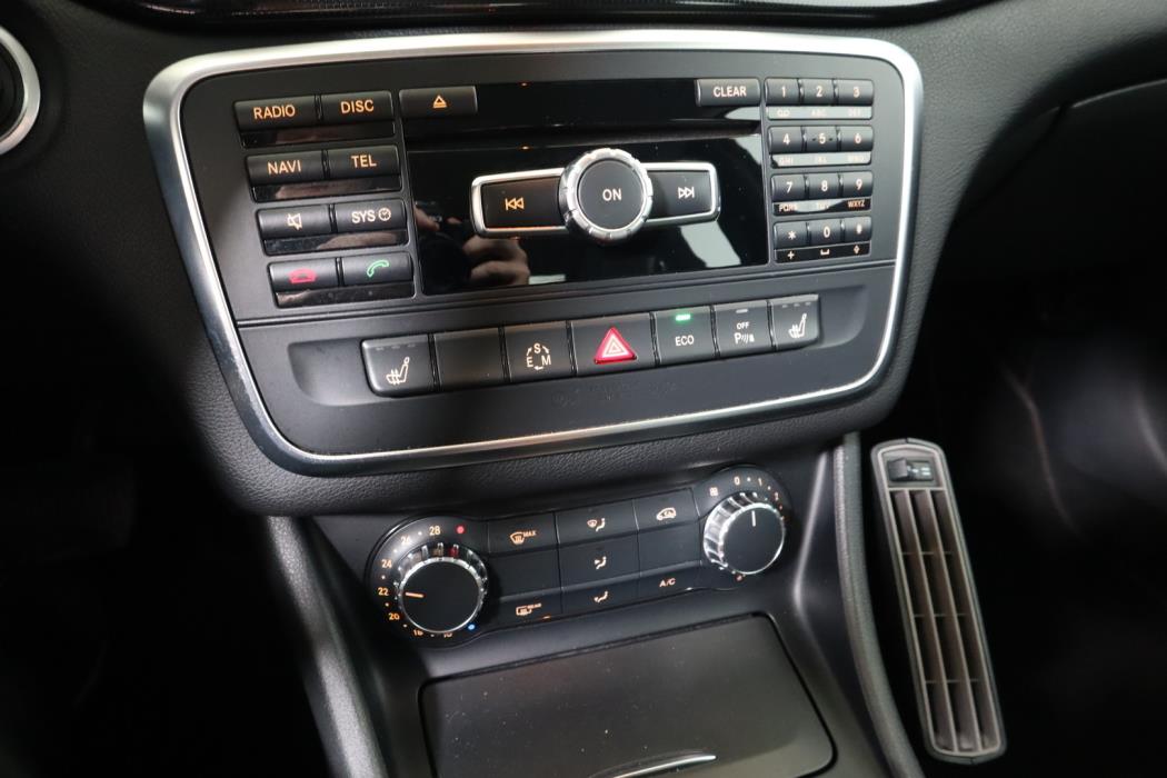 MERCEDES-BENZ CLA 2014