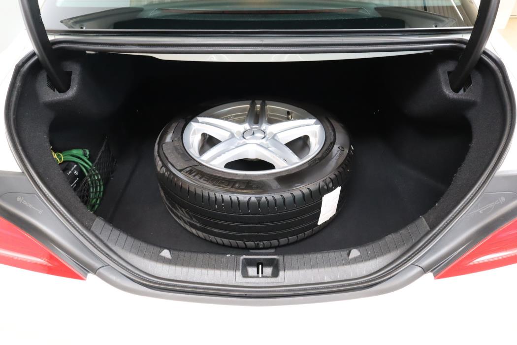 MERCEDES-BENZ CLA 2014