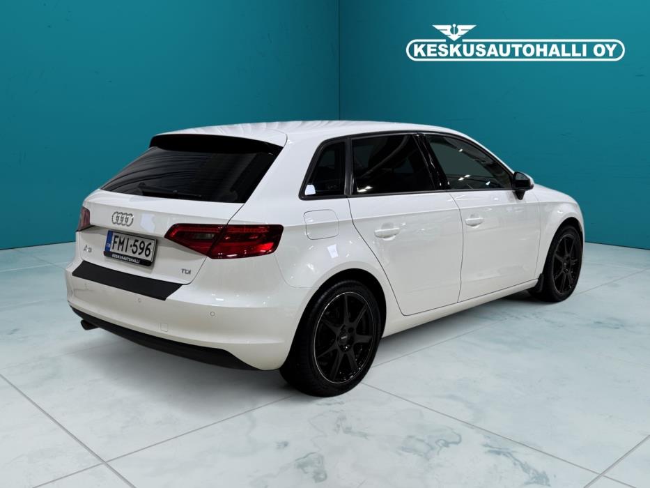AUDI A3 2016