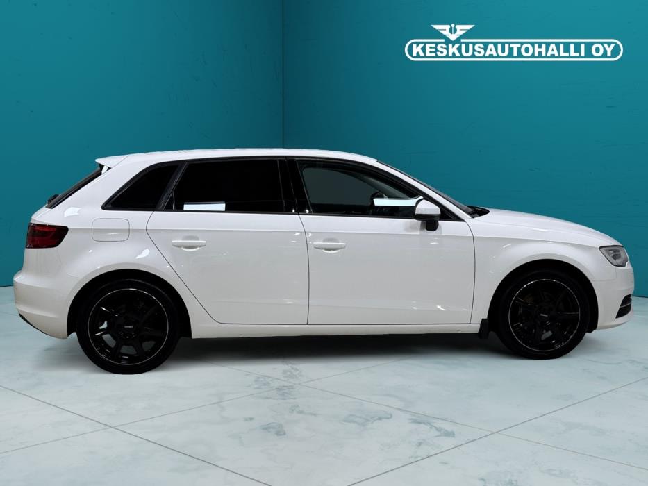 AUDI A3 2016