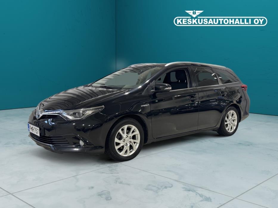 TOYOTA Auris 2017