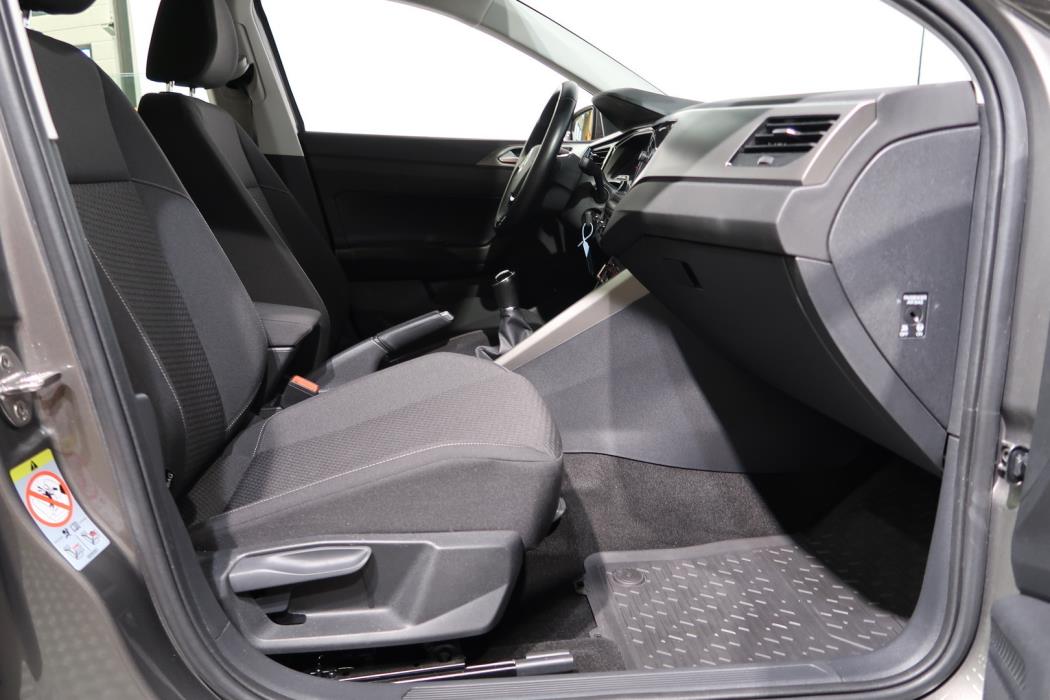 VOLKSWAGEN Polo 2018