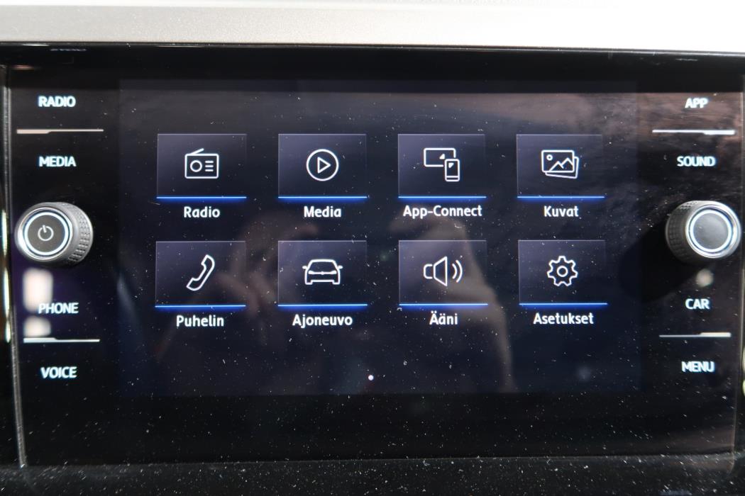 VOLKSWAGEN Polo 2018