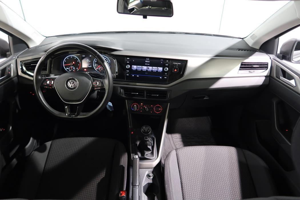 VOLKSWAGEN Polo 2018