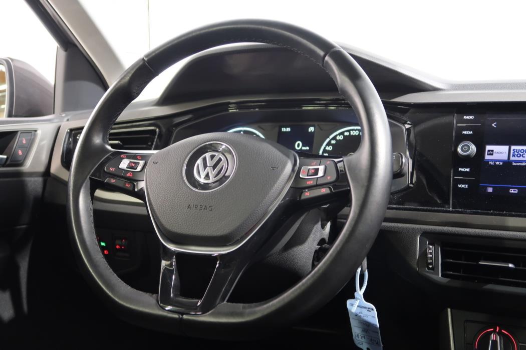 VOLKSWAGEN Polo 2018