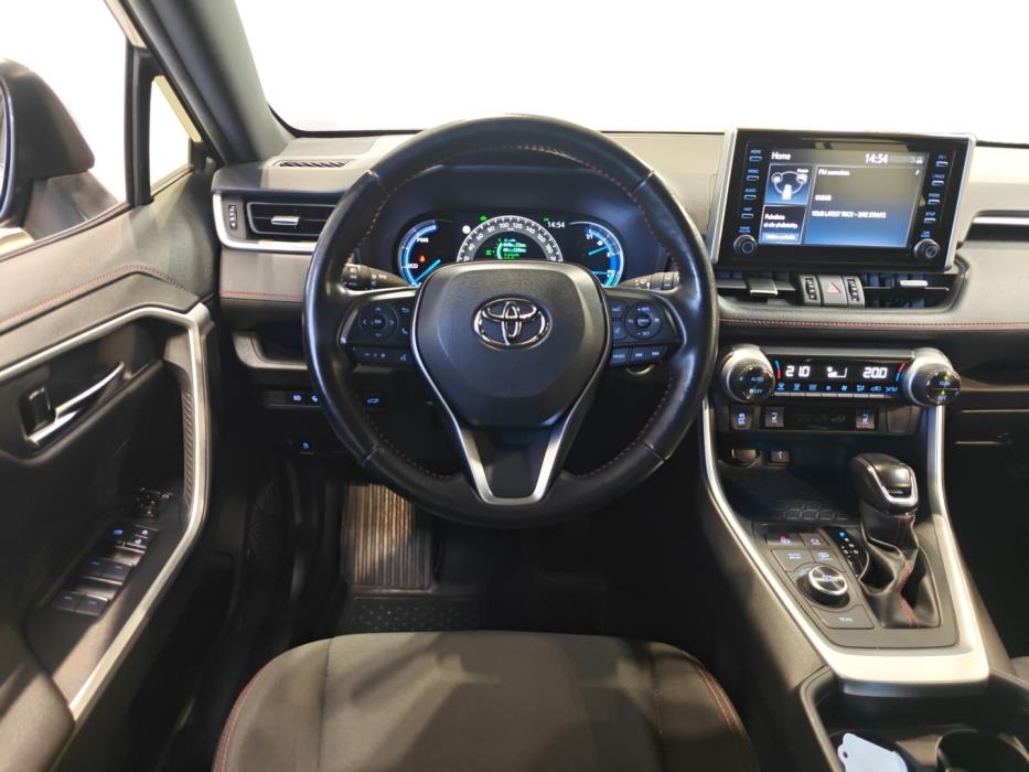 TOYOTA RAV4 Plug-in 2020