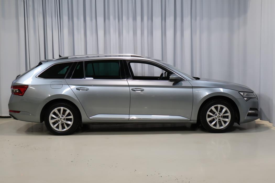 SKODA Superb 2020