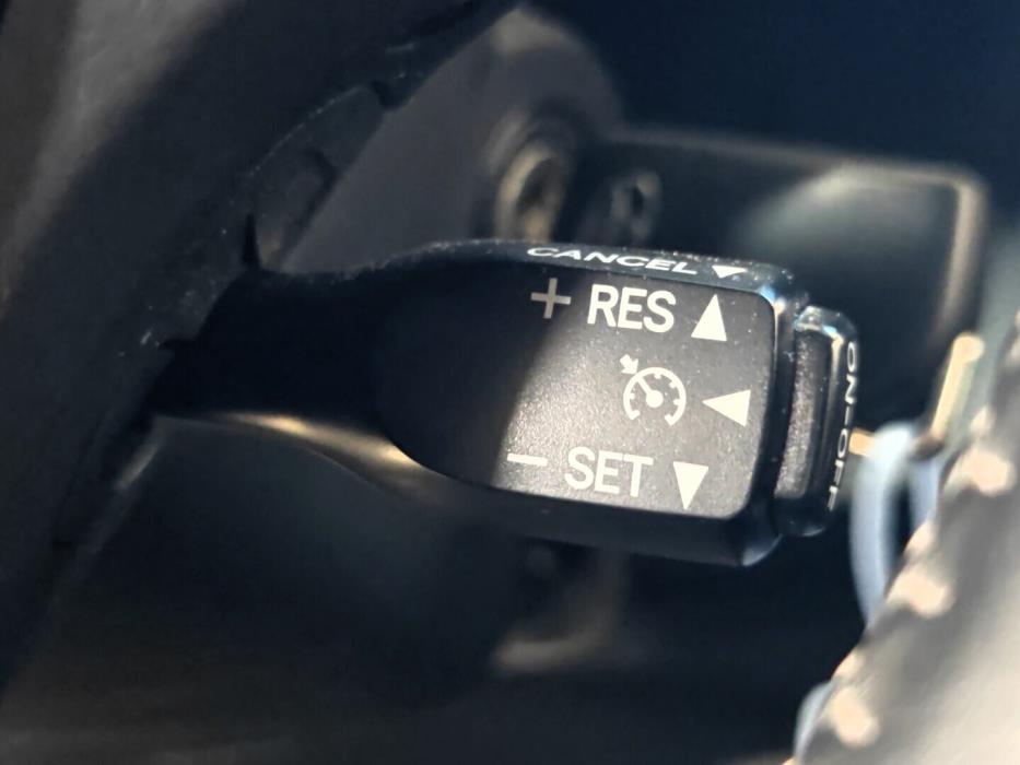 TOYOTA Auris 2017
