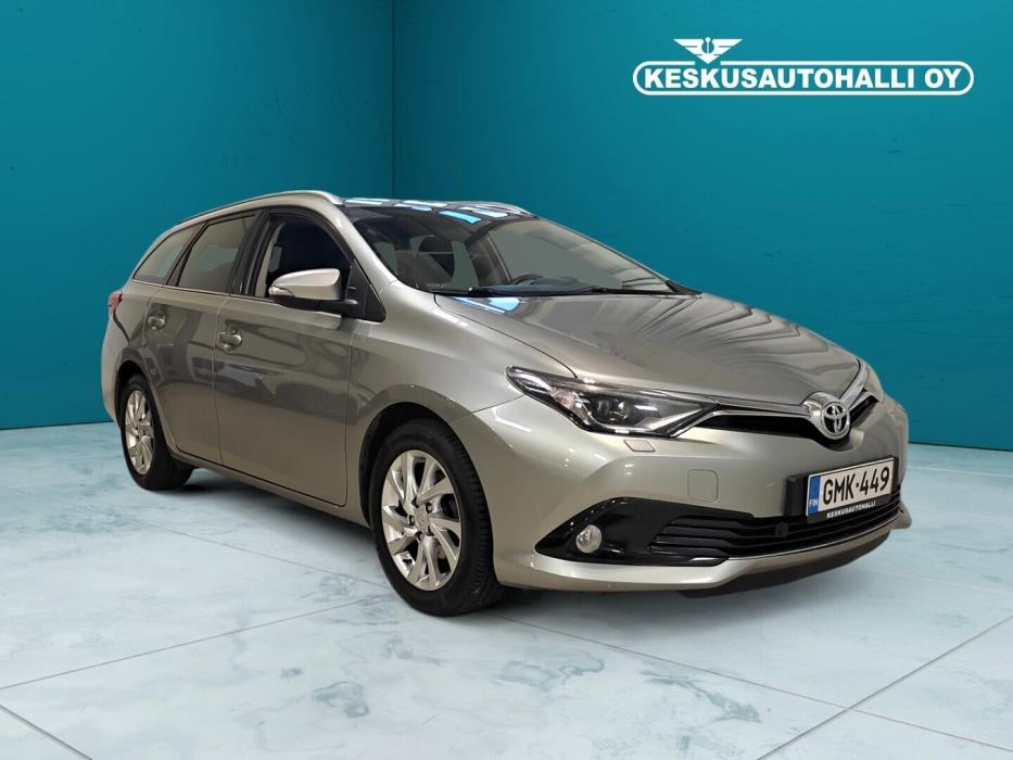 TOYOTA Auris 2017