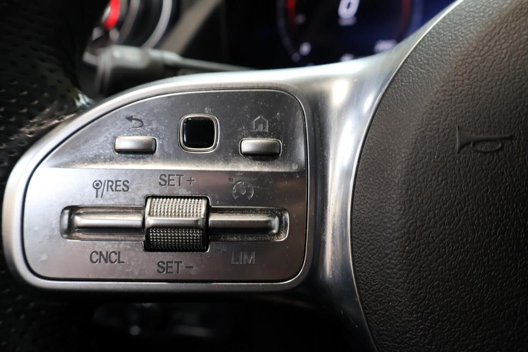 MERCEDES-BENZ B 2020