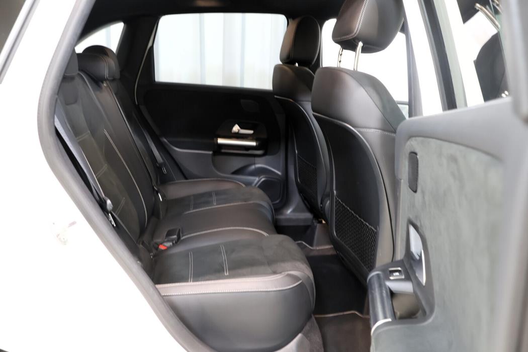 MERCEDES-BENZ B 2020