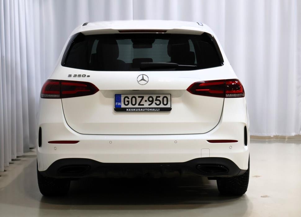 MERCEDES-BENZ B 2020