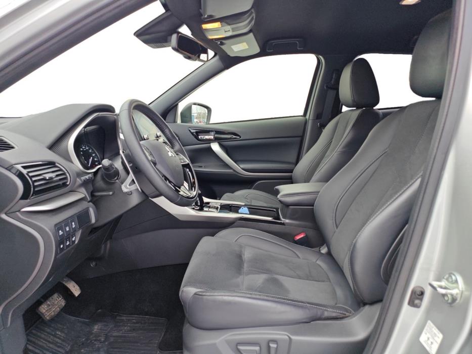 MITSUBISHI Eclipse Cross 2023