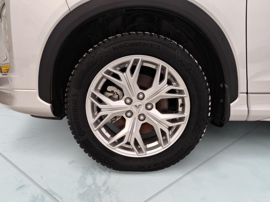 MITSUBISHI Eclipse Cross 2023