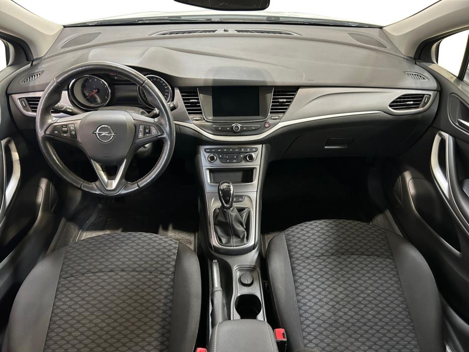 OPEL Astra 2021