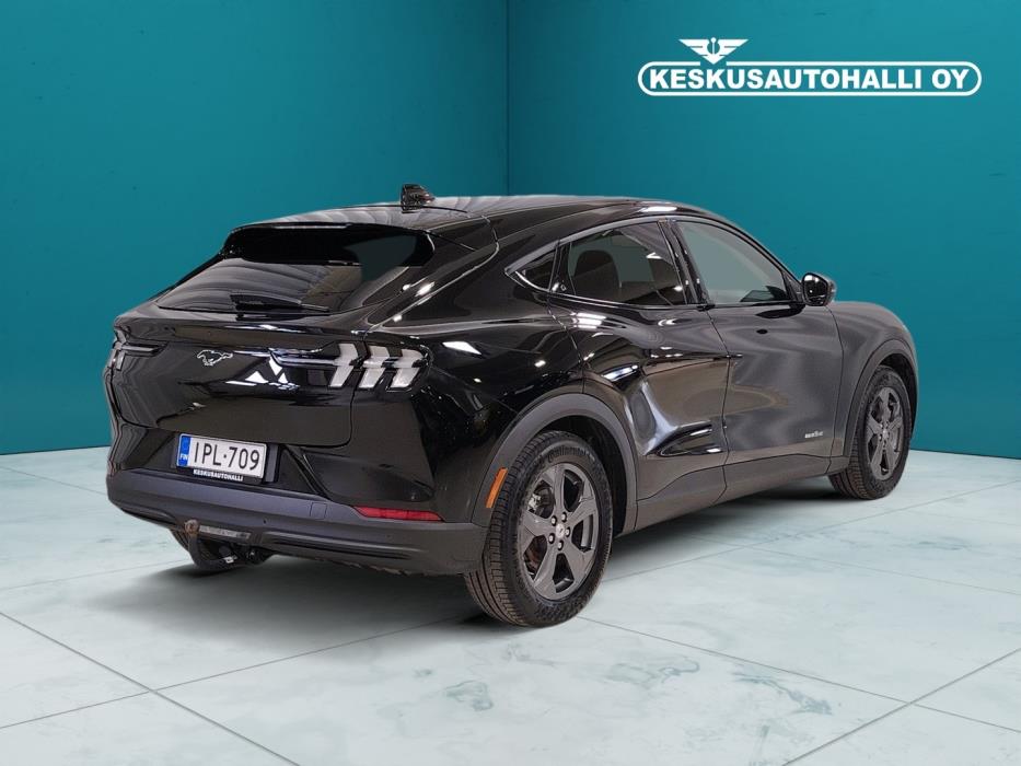 FORD Mustang Mach-E 2022