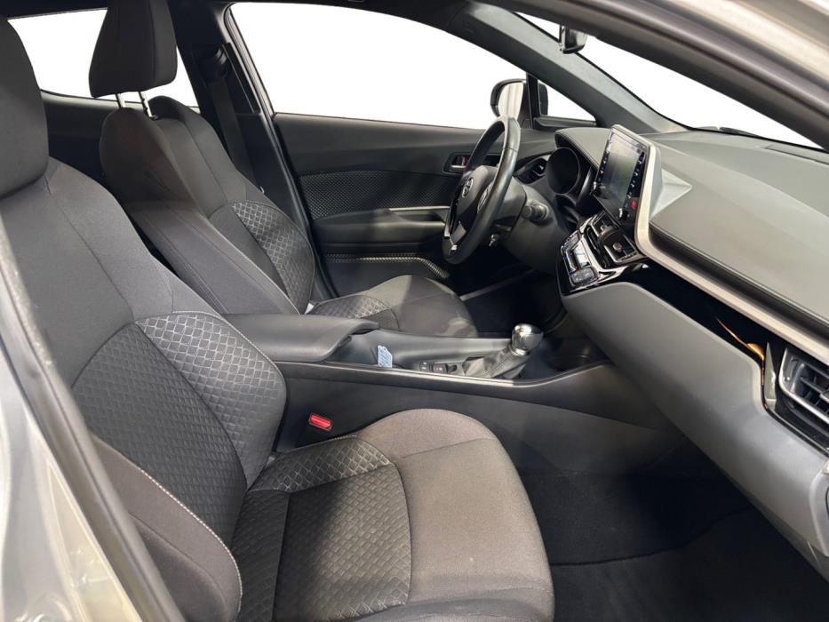 TOYOTA C-HR 2022