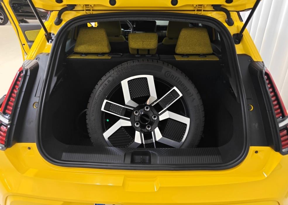 RENAULT 5 2025
