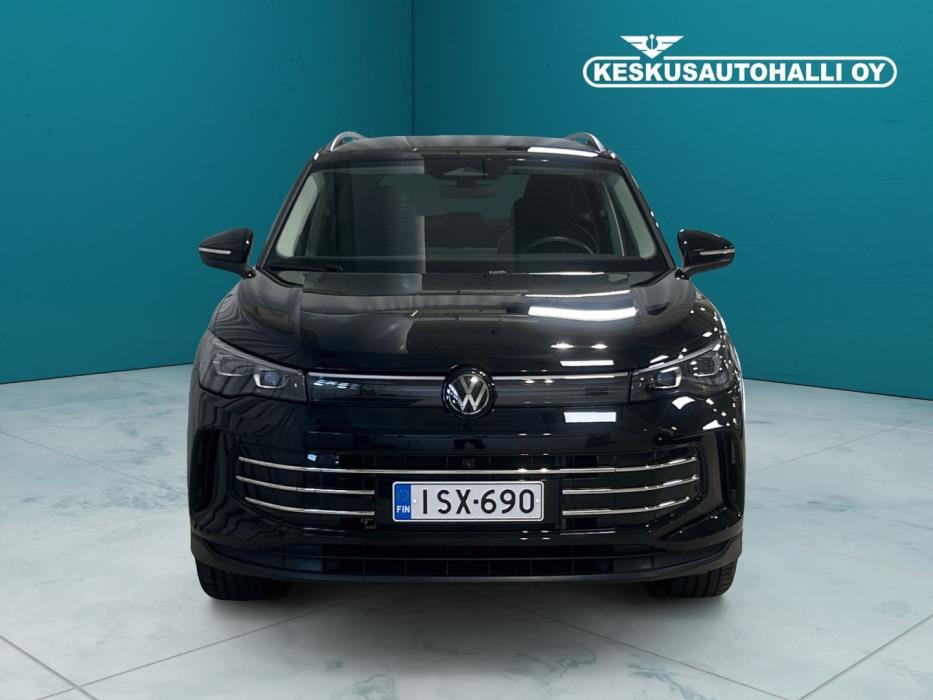 VOLKSWAGEN Tiguan 2026