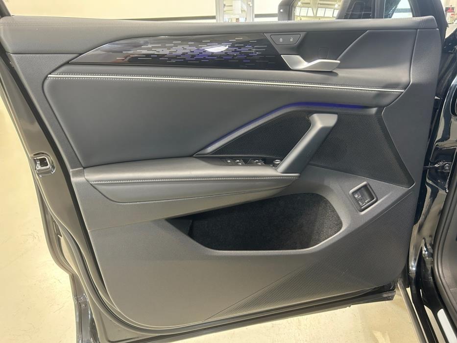 VOLKSWAGEN Tiguan 2026
