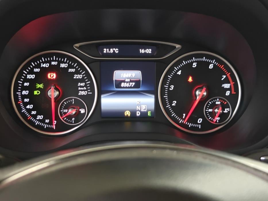 MERCEDES-BENZ B 2015