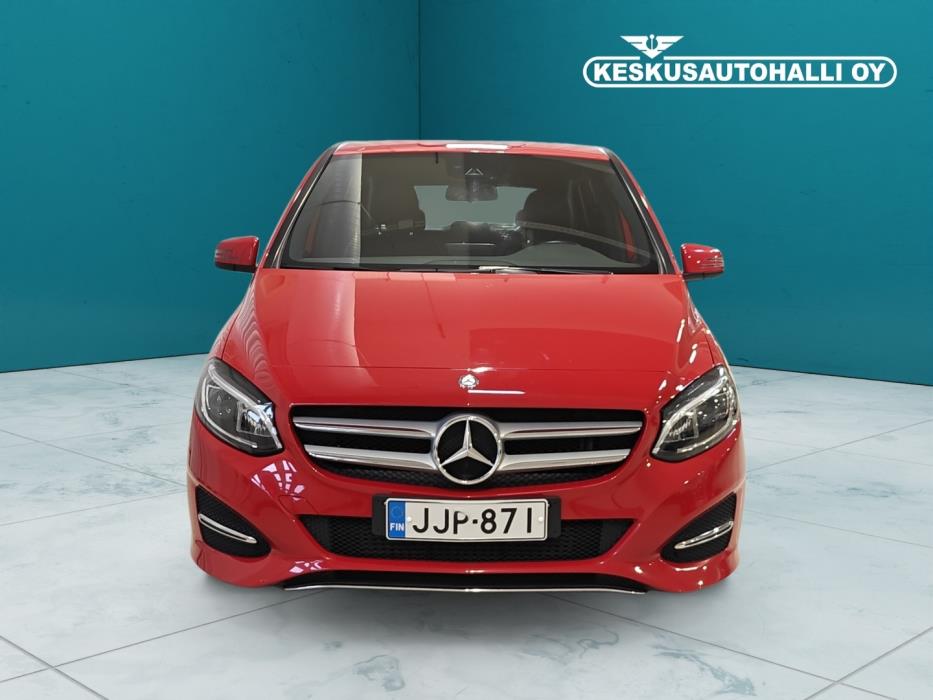 MERCEDES-BENZ B 2015