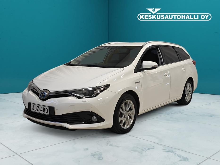 TOYOTA Auris 2016