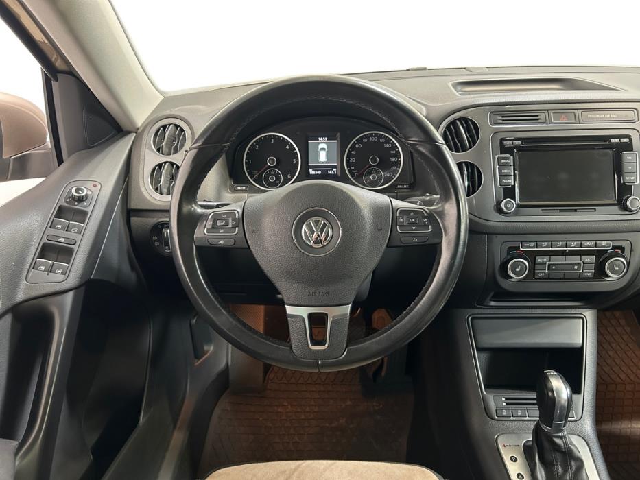 VOLKSWAGEN Tiguan 2014