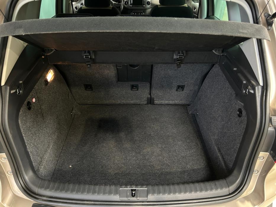 VOLKSWAGEN Tiguan 2014