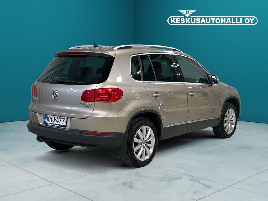 VOLKSWAGEN Tiguan 2014