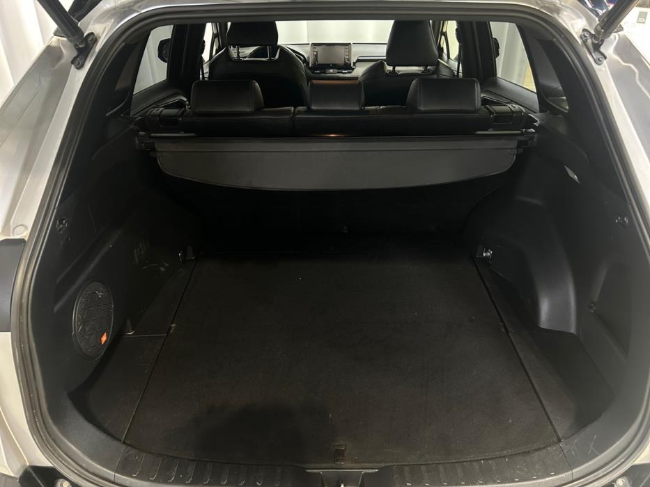 TOYOTA RAV4 2021